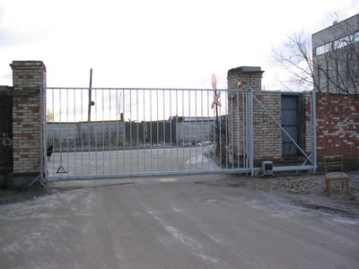 Откатные промышленные ворота